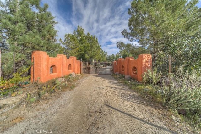 37440 Old Forest, Anza