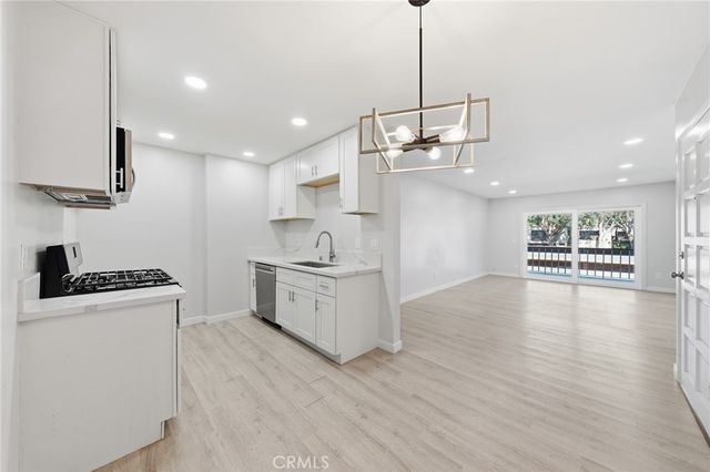 6600 Warner # 205, Huntington Beach