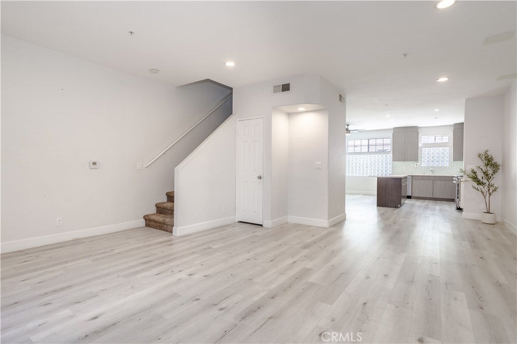 Photo of Listing #SR26080632