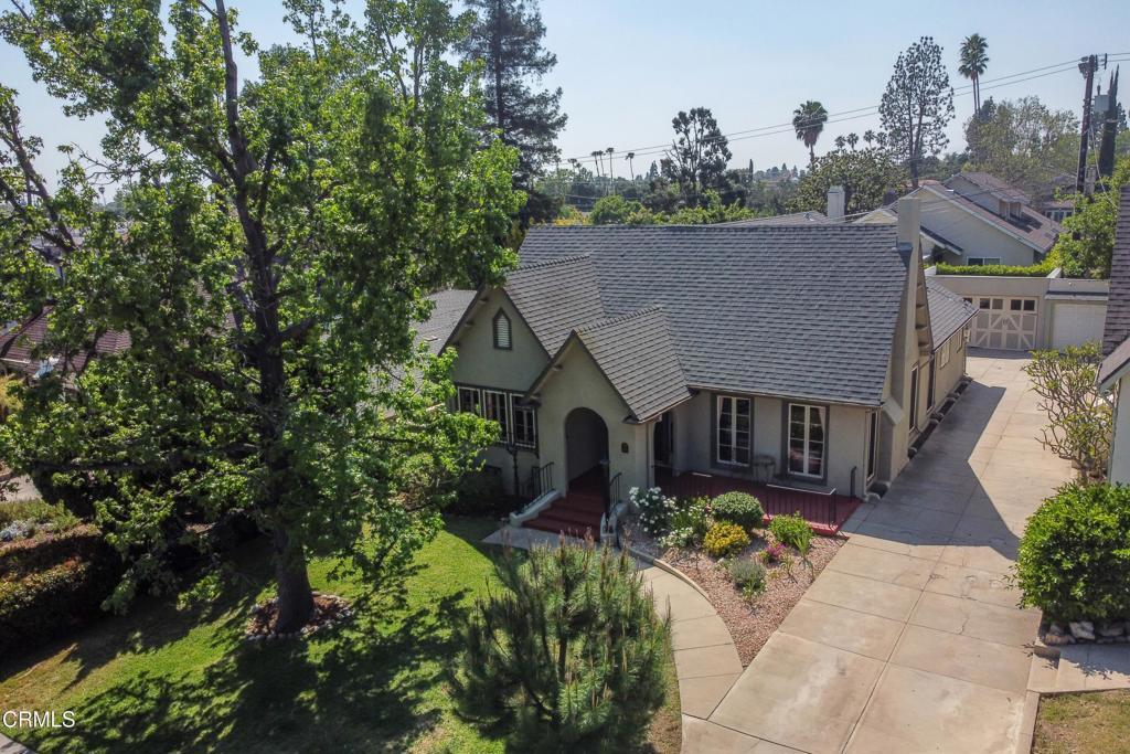 Photo of Listing #P1-26676