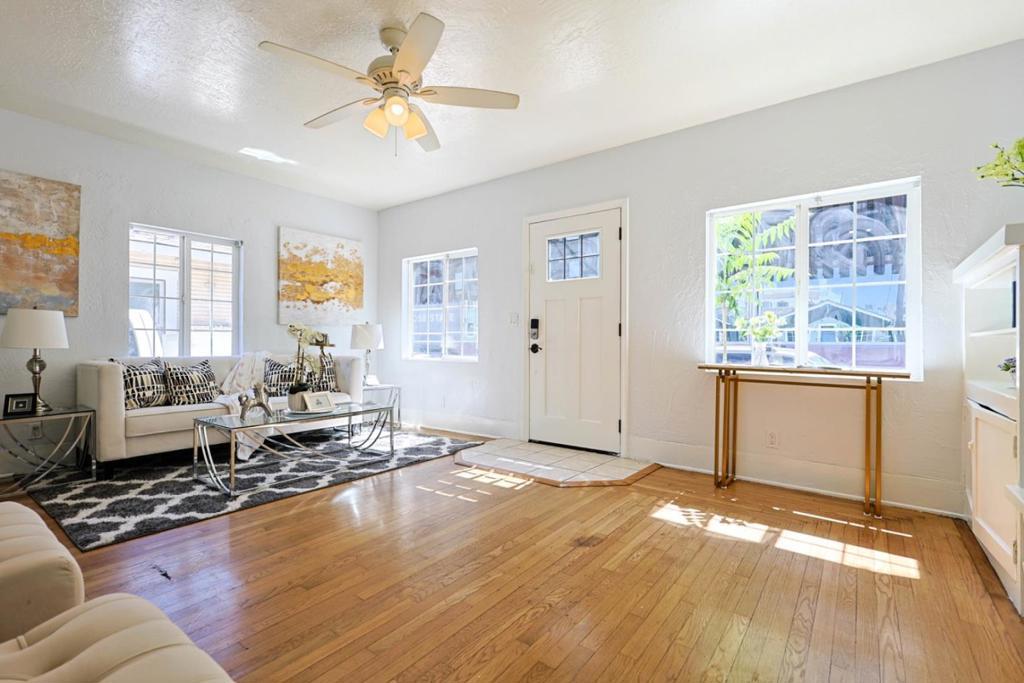 Photo of Listing #ML82042975