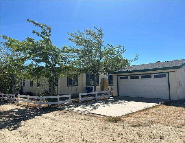 25014 W Avenue C4, Lancaster
