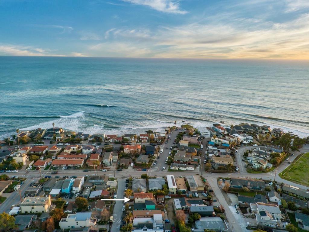 Photo of Listing #ML82042937