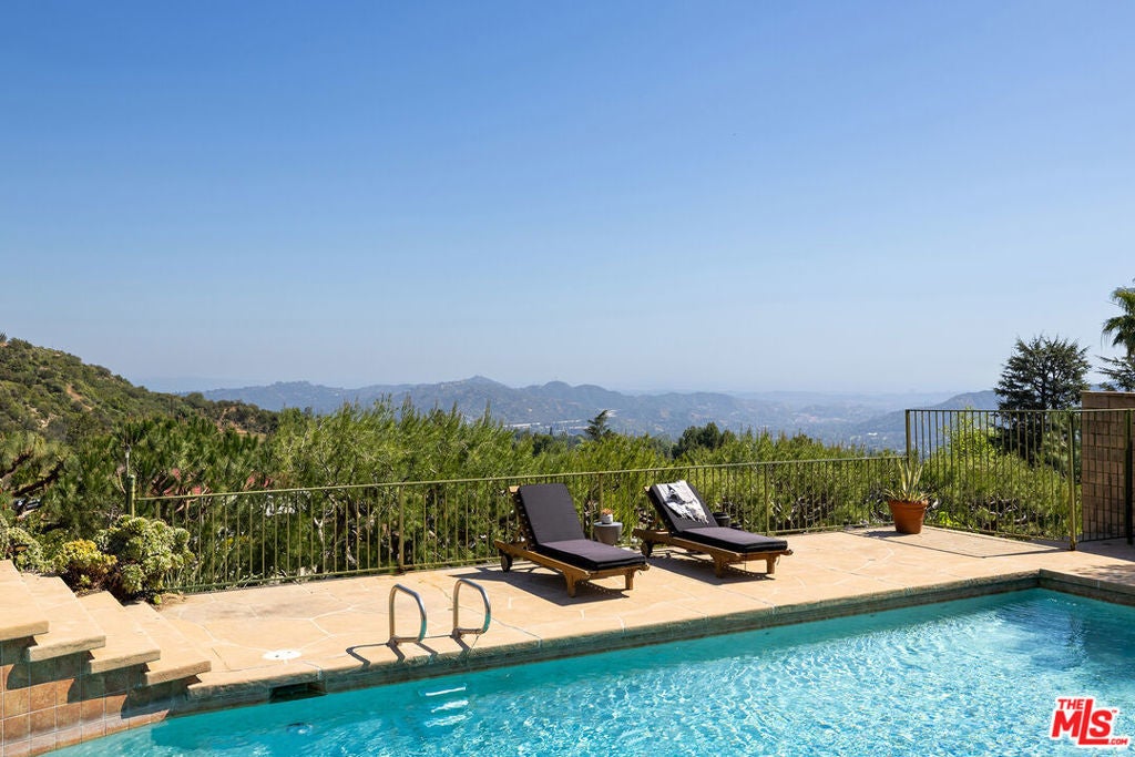 Photo of Listing #26692499