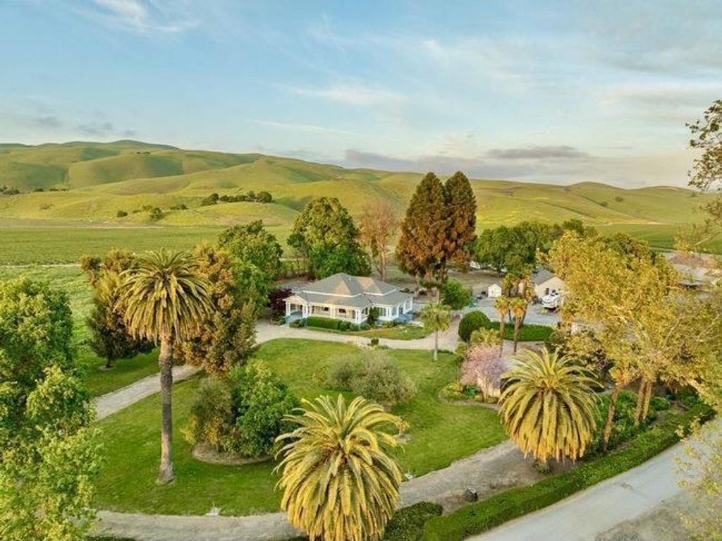610 San Felipe Road, Gilroy