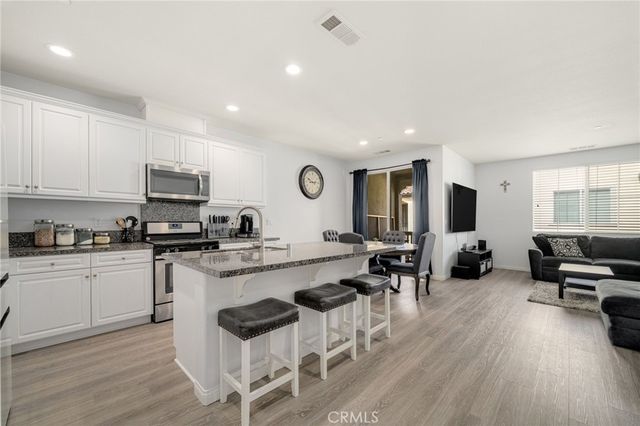 3250 E Yountville Drive # 10, Ontario