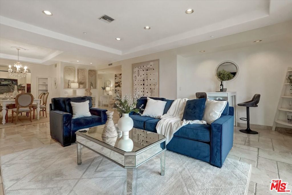 Photo of Listing #26683267