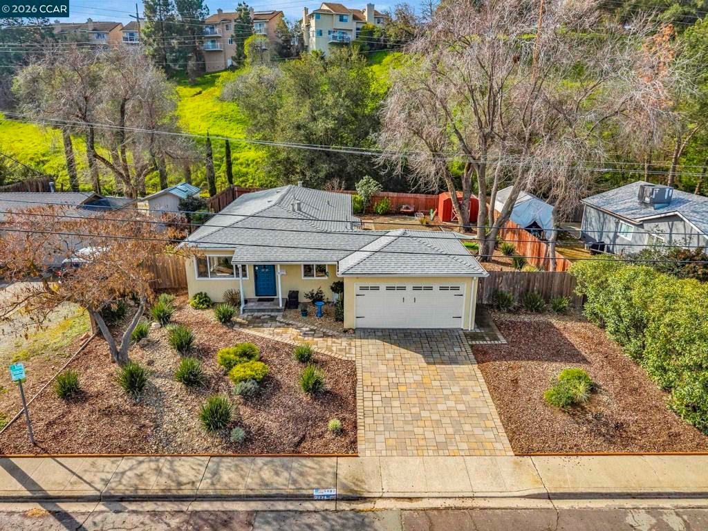 Photo of Listing #41131037