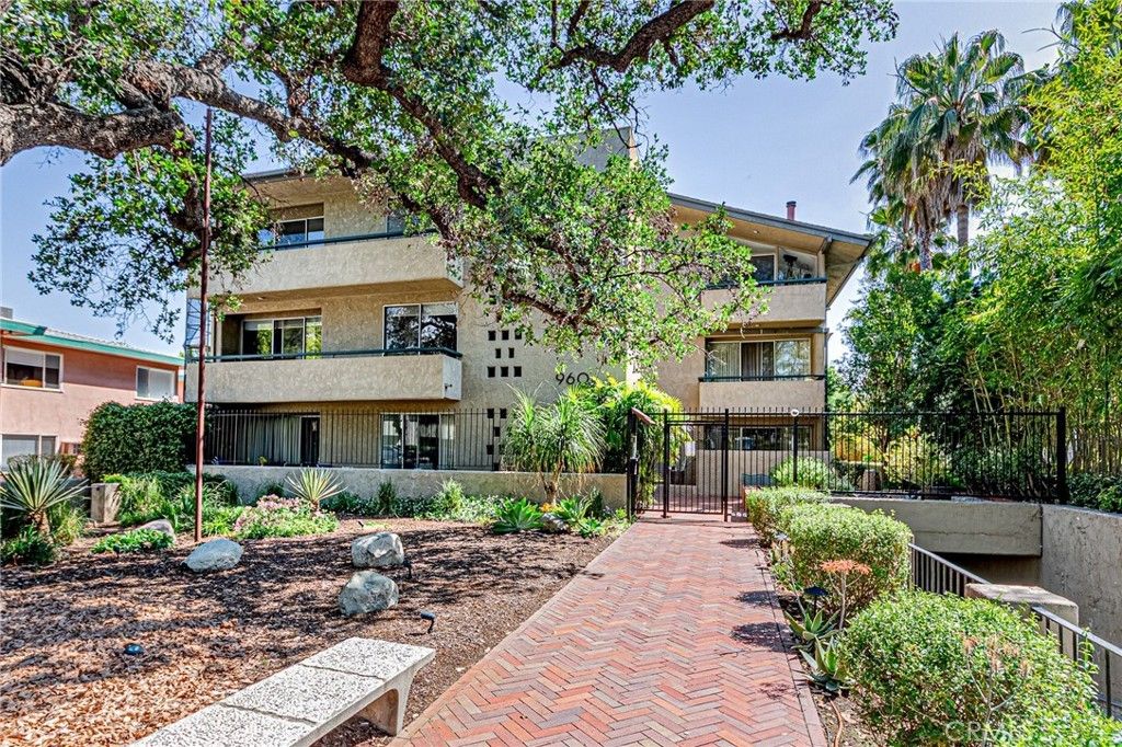 960 San Pasqual Street, Pasadena