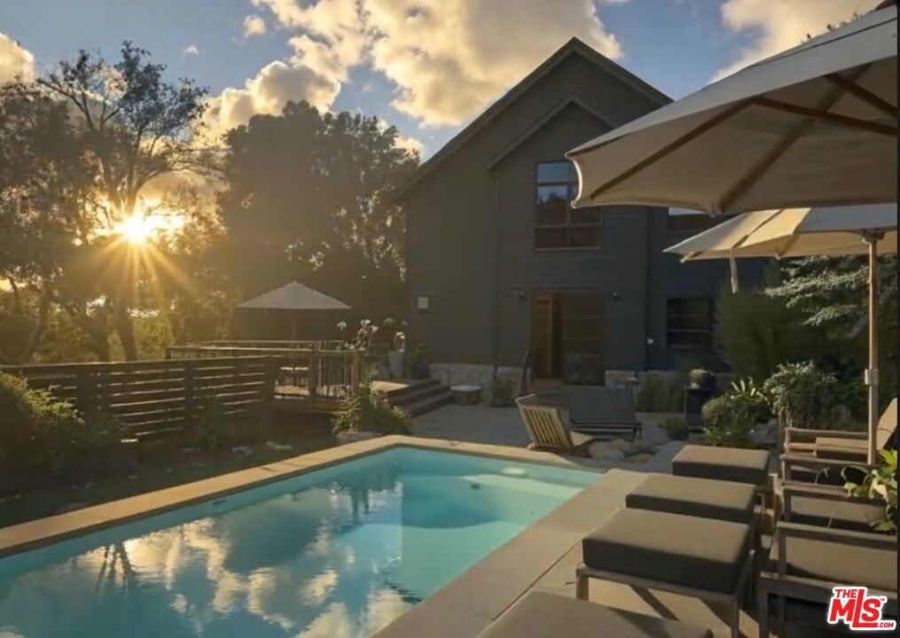 Photo of Listing #26728769