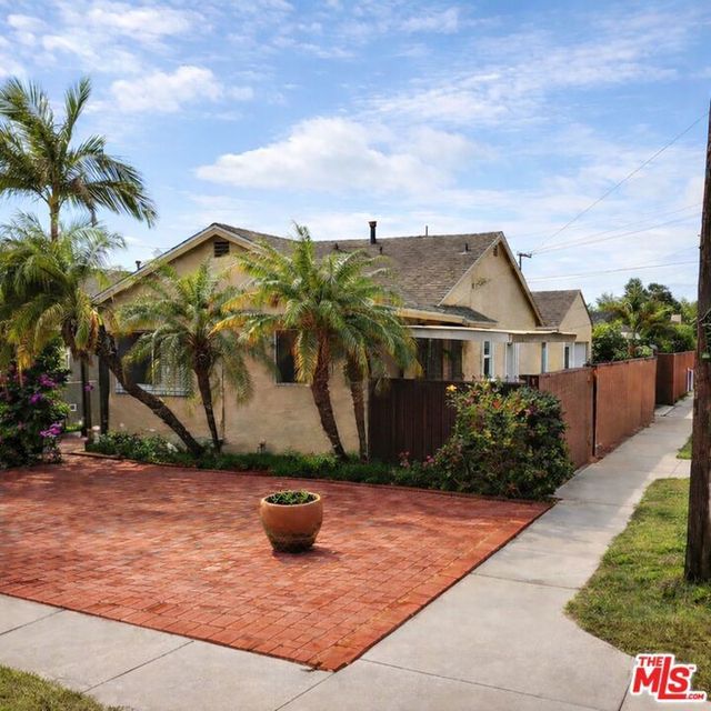 2700 Norton Avenue, Lynwood