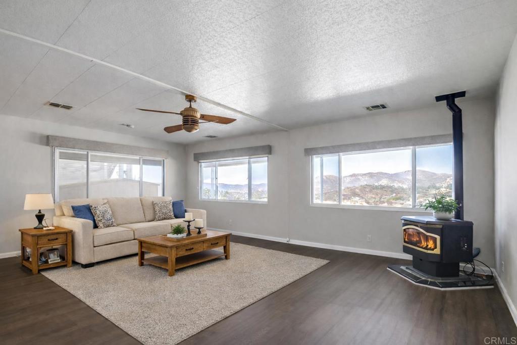 Photo of Listing #PTP2602813