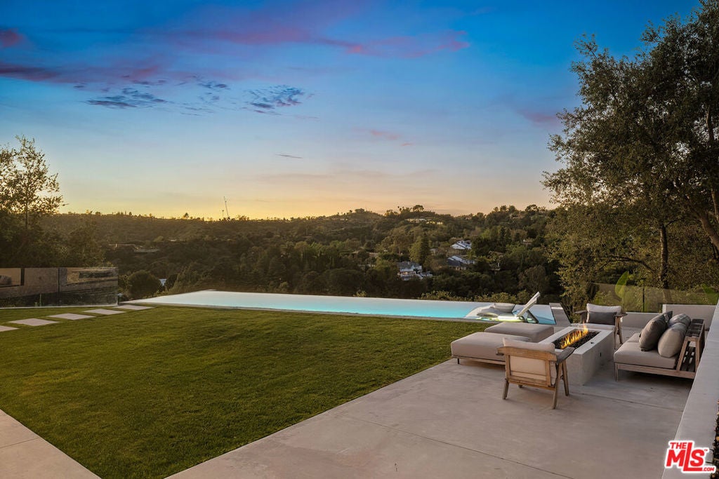 Photo of Listing #26733161