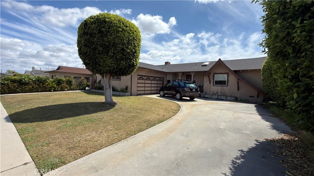 Photo of Listing #DW26081726