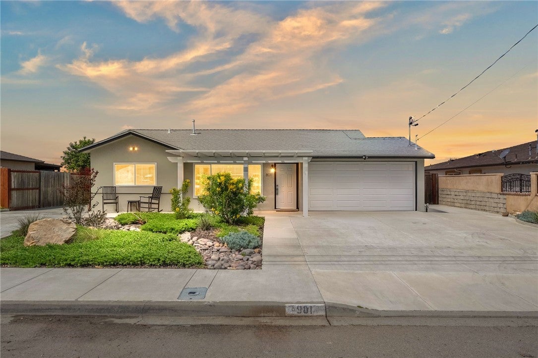 Photo of Listing #IV26081849