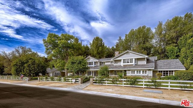 24317 Bridle Trail Road, Hidden Hills