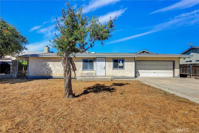 213 Cavendish Drive, Hemet