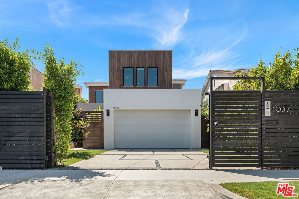 Photo of Listing #26728141