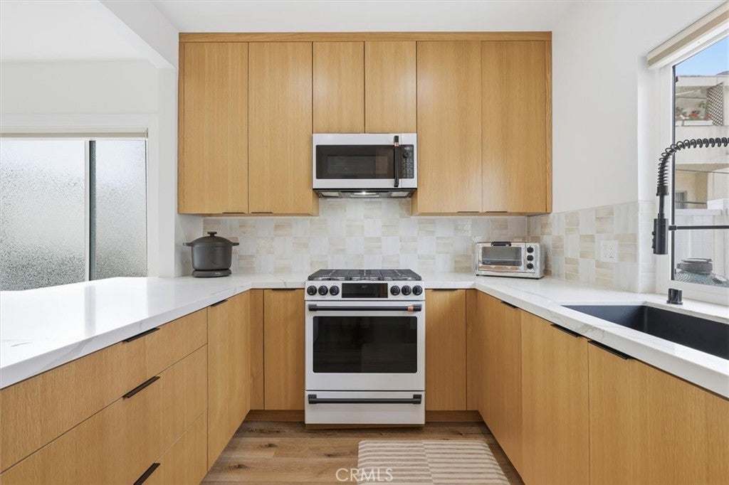 Photo of Listing #SB26081026