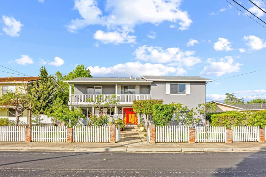 Photo of Listing #ML82043217