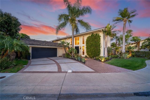 16642 Melville Circle, Huntington Beach