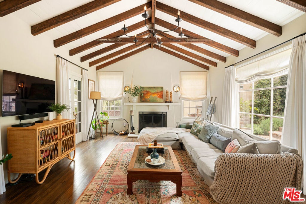 Photo of Listing #26734635