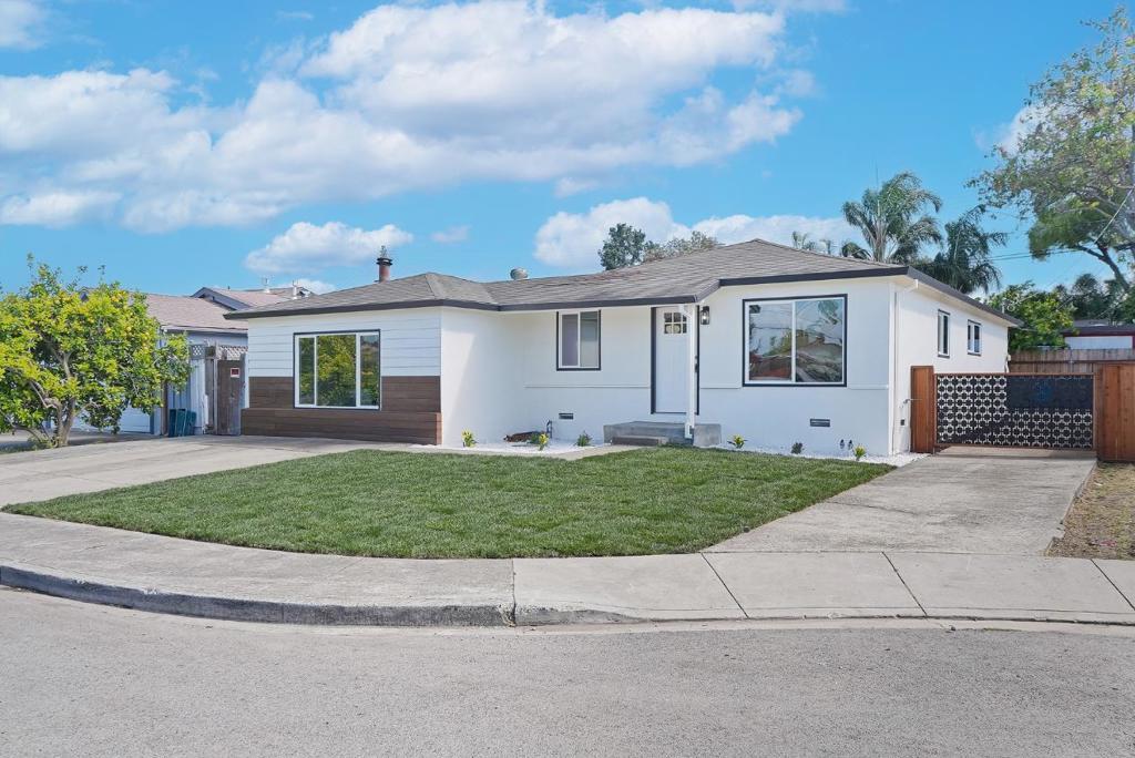 Photo of Listing #ML82043231