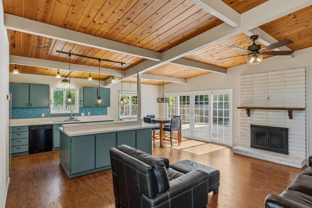 Photo of Listing #ML82043245