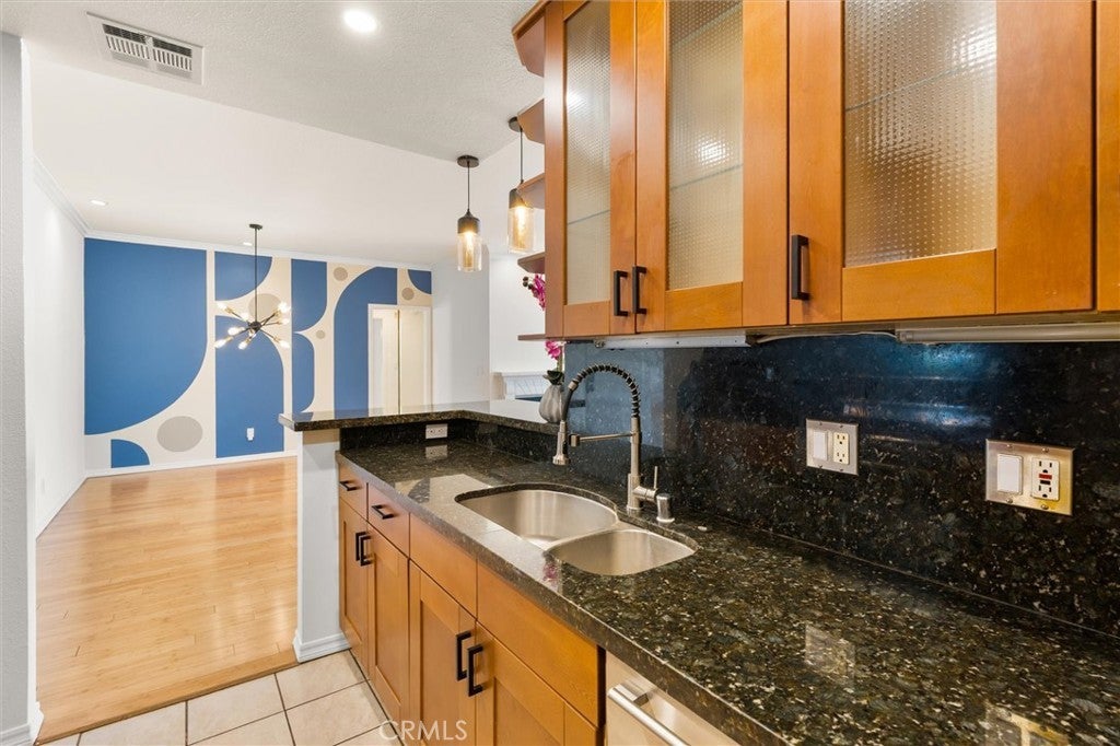 Photo of Listing #SB26079322