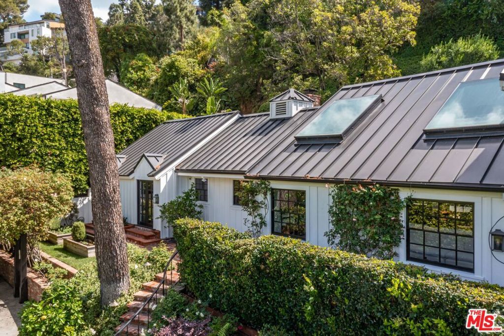 Photo of Listing #26732045