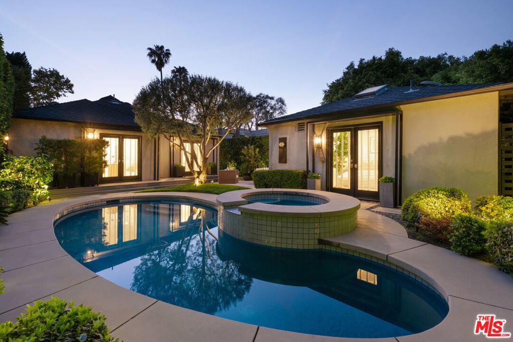 Photo of Listing #26734083