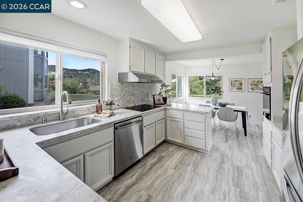 Photo of Listing #41131194