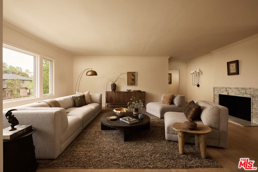 Photo of Listing #26734885