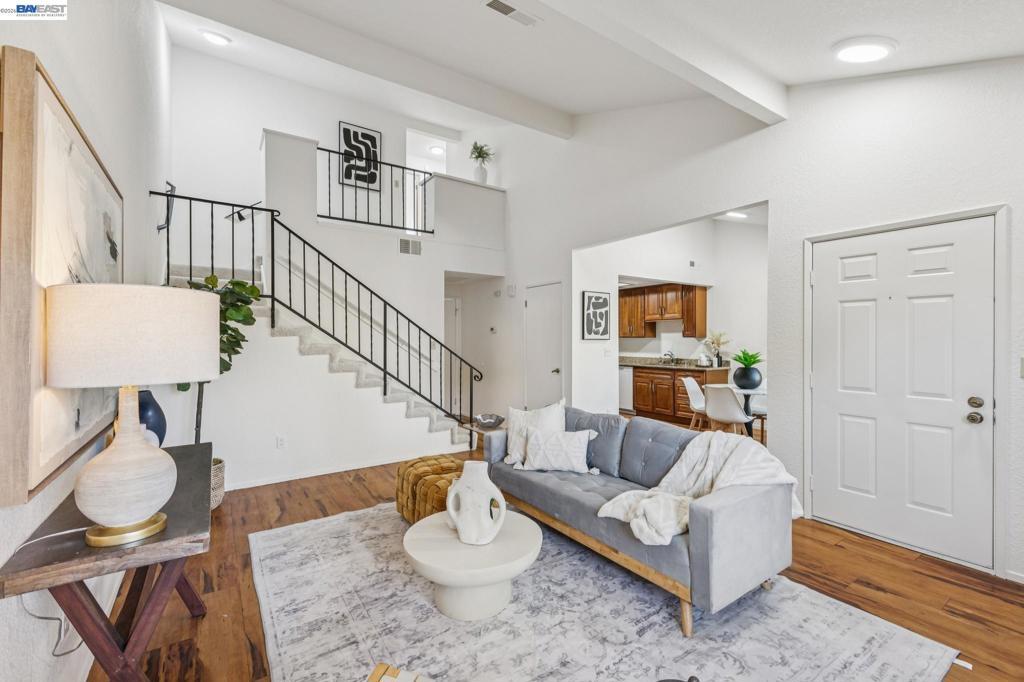 Photo of Listing #41131211