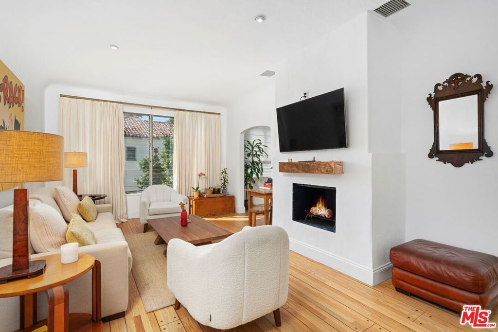 Photo of Listing #26670499