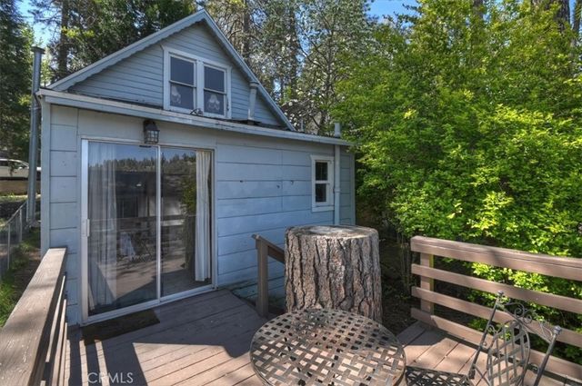 22838 Waters, Crestline