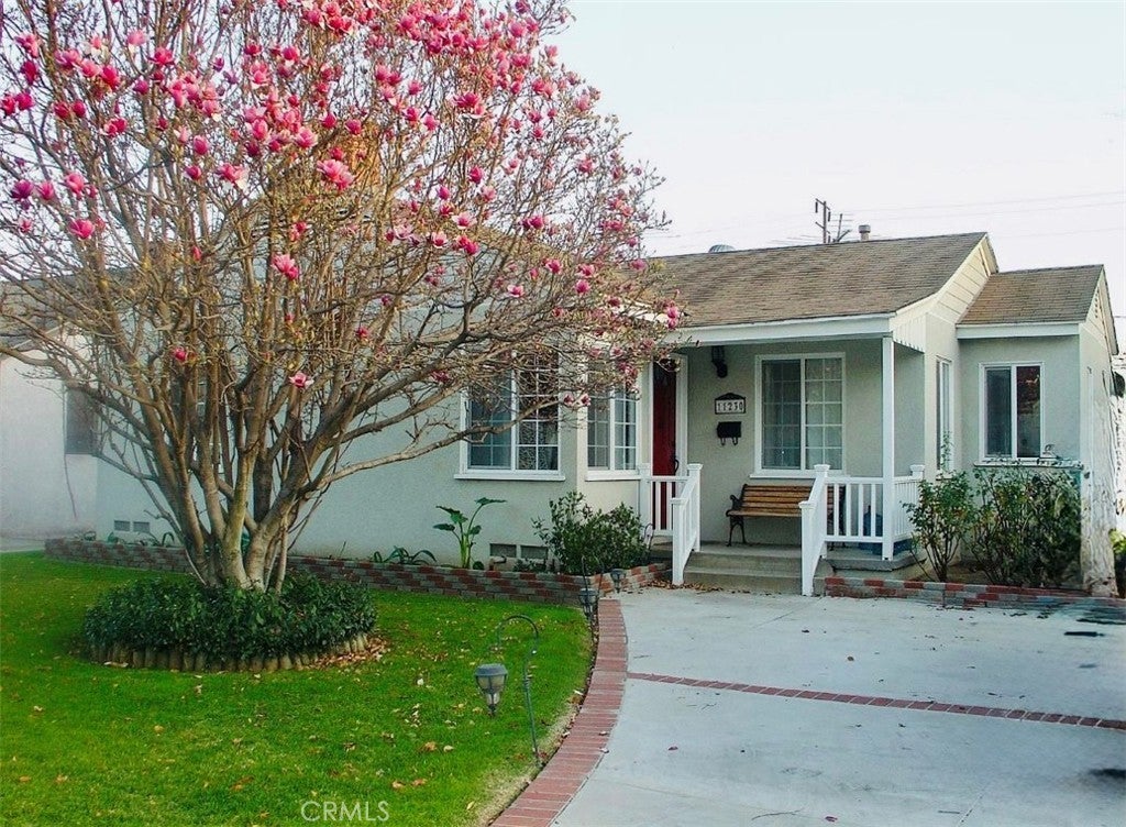 Photo of Listing #CV26082573