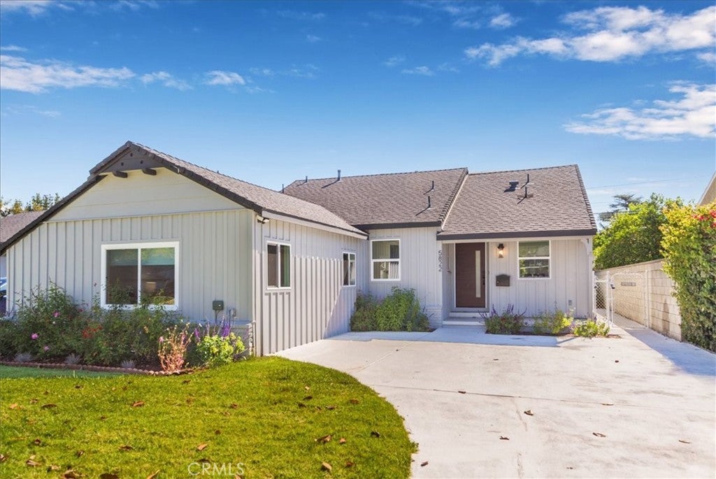 Photo of Listing #SR26081793