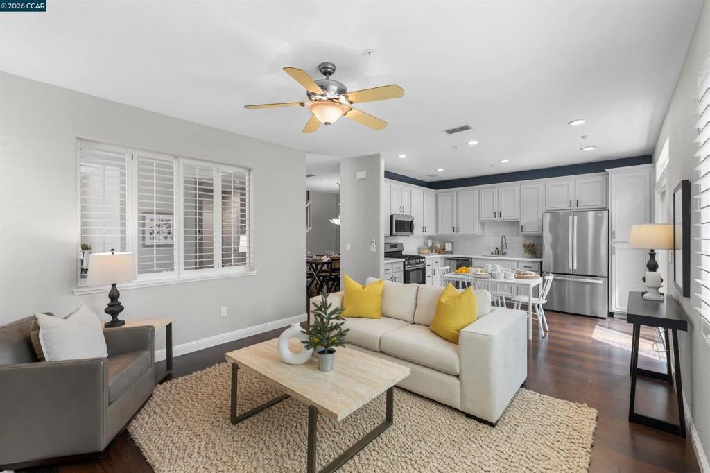 Photo of Listing #41131247