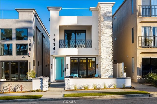 114 2nd, Seal Beach