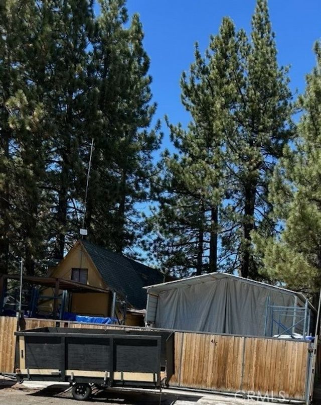 413 W Big Bear, Big Bear City
