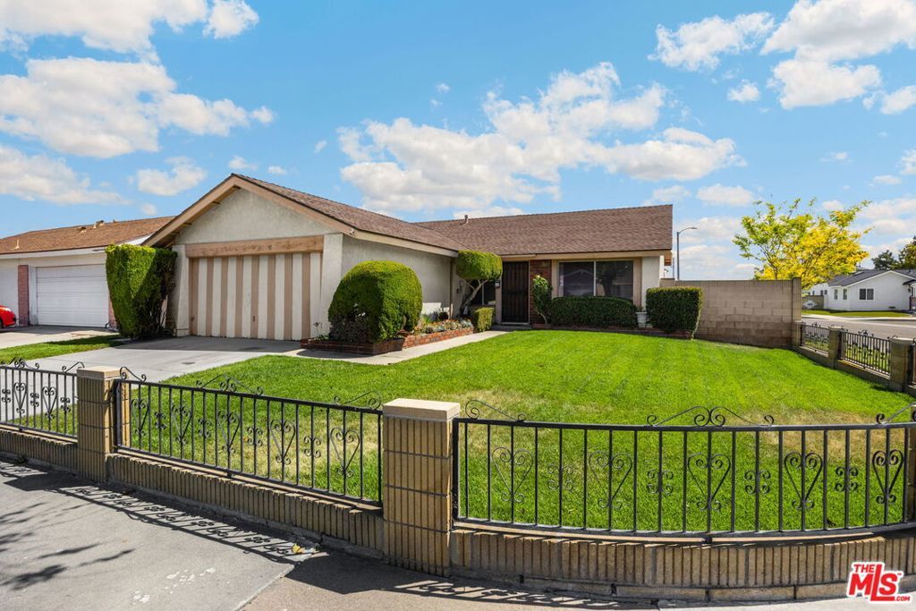 Photo of Listing #26741967