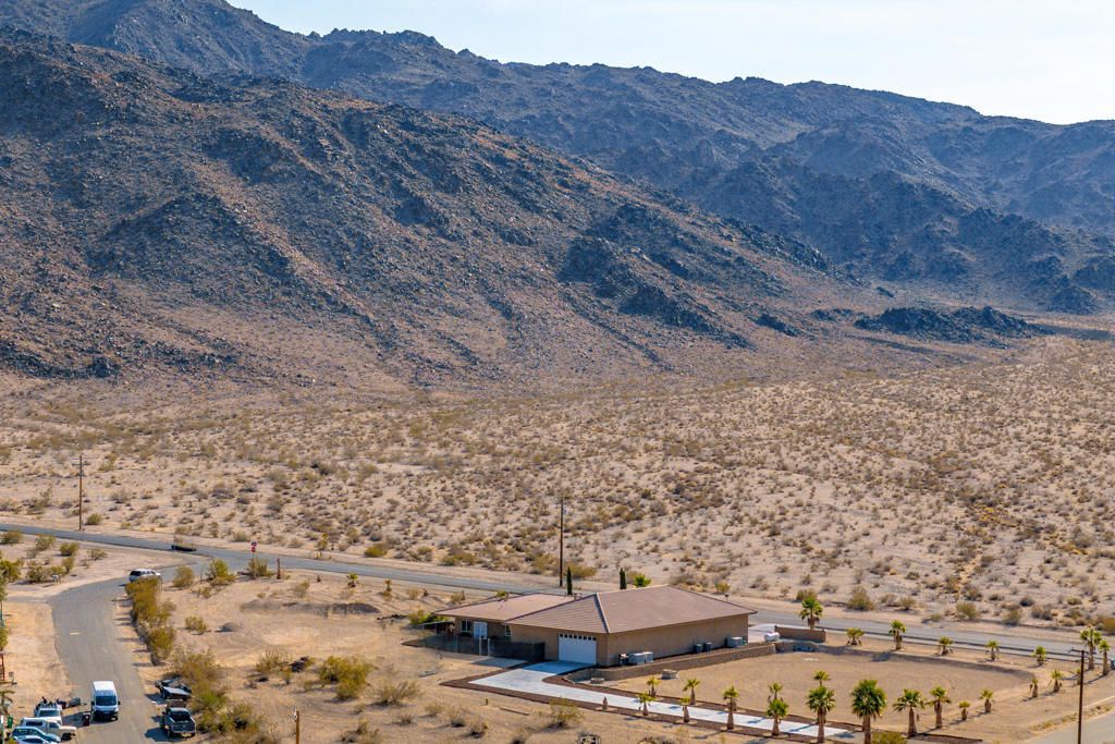 7225 Adobe Road, 29 Palms