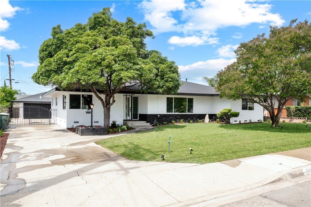 Photo of Listing #CV26082666