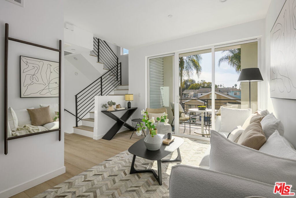 Photo of Listing #26637311