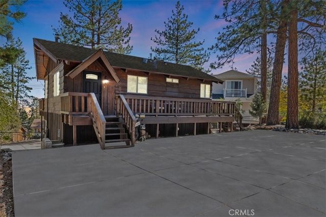 5243 Desert View, Wrightwood