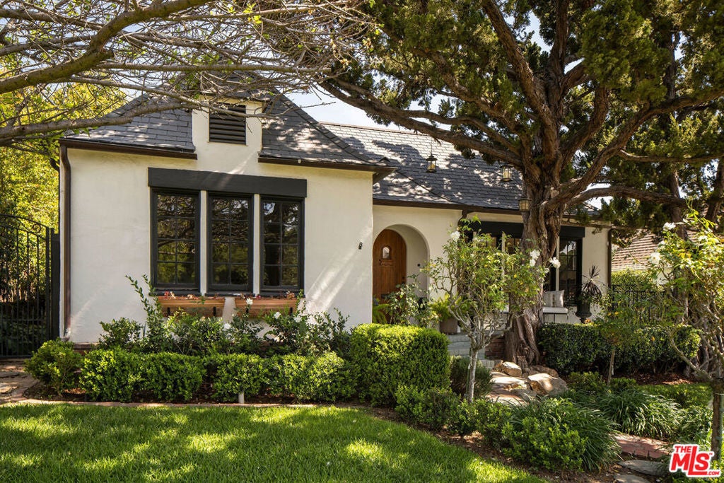 Photo of Listing #26682047