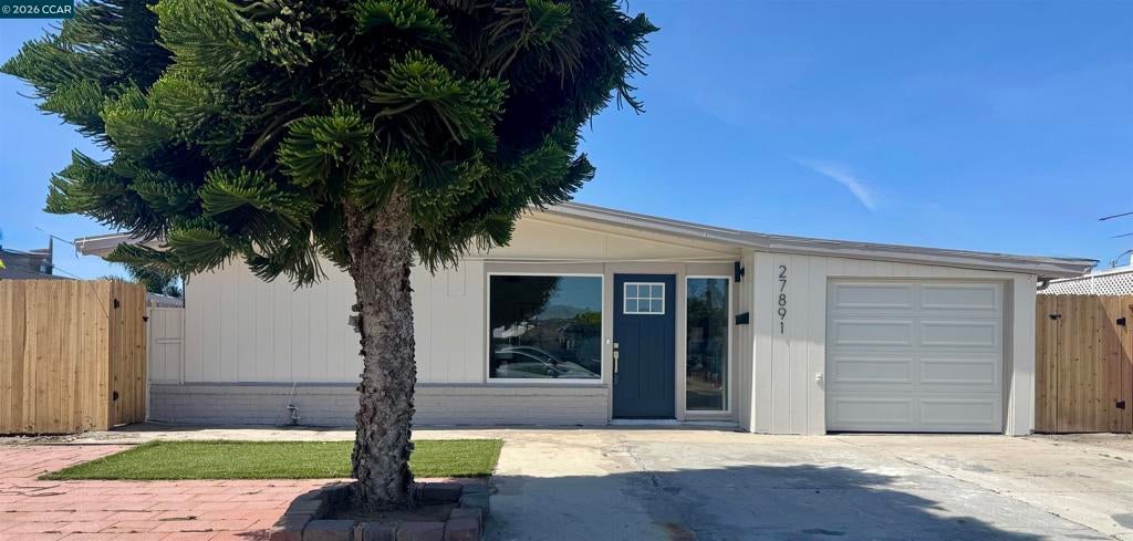 Photo of Listing #41131350