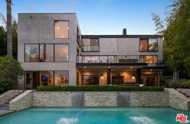 1552 Bel Air Road, Los Angeles