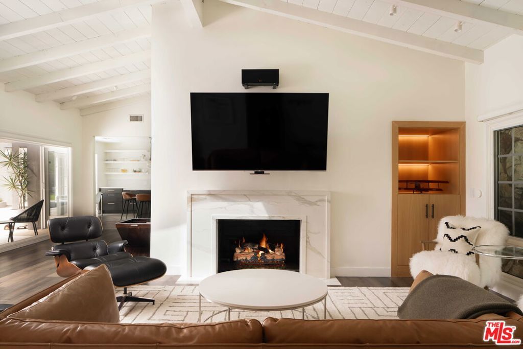 Photo of Listing #26740569